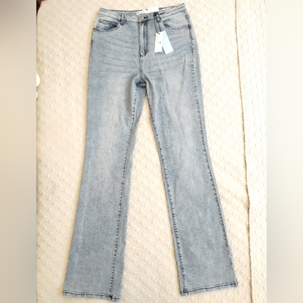 American Tall Women's Britney High‎ Rise Bootcut Jeans NWT 32 x 37 AW-PJ-10237